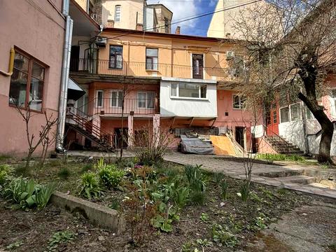 квартира за адресою Соборна пл., 9