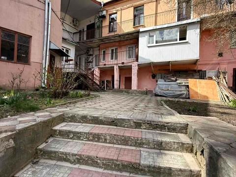 квартира за адресою Соборна пл., 9
