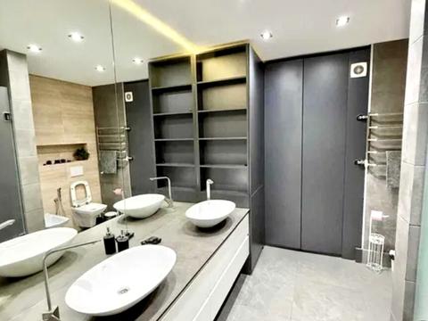 квартира за адресою В'ячеслава Чорновола вул., 16