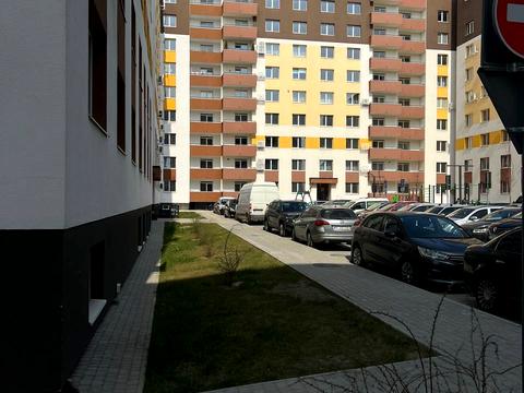 коммерческая по адресу Героїв Крут ул., 4-А