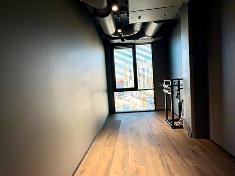 комерційна за адресою Виконкомівська вул., 15-А