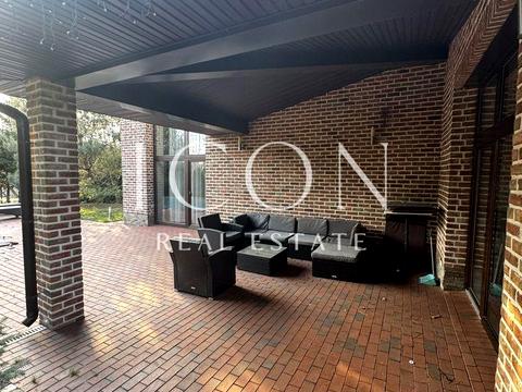 будинок за адресою Лісова вул.