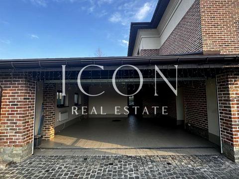 будинок за адресою Лісова вул.