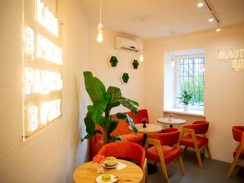 комерційна за адресою Срібнокільська вул., 24