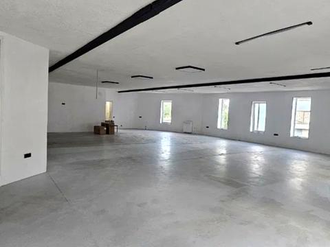 коммерческая по адресу Бугаёвская ул., 26