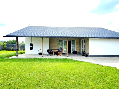 дом по адресу вул. Довженка