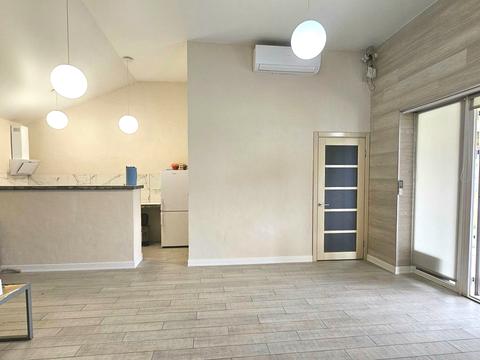 дом по адресу вул. Довженка