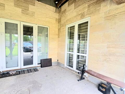 дом по адресу вул. Довженка