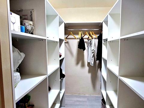 дом по адресу вул. Довженка