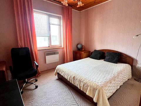 будинок за адресою Вишнева, 11