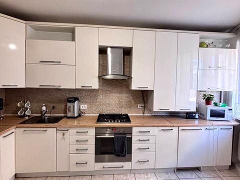 квартира за адресою Залізнична вул., 2