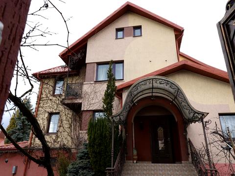 будинок за адресою Проїзна вул., 8