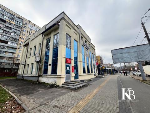 коммерческая по адресу Славы бульв., 5д