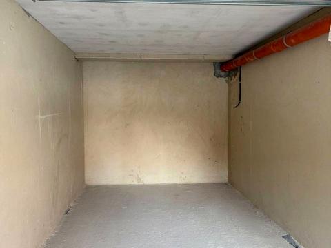 паркомісце за адресою Юліана Пелеша вул., 2