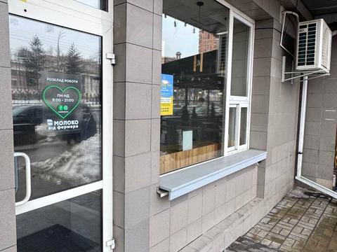 коммерческая по адресу Леси Украинки бульв., 3