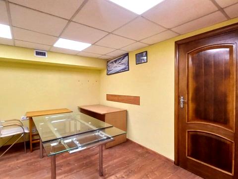 комерційна за адресою Єреванська вул., 8