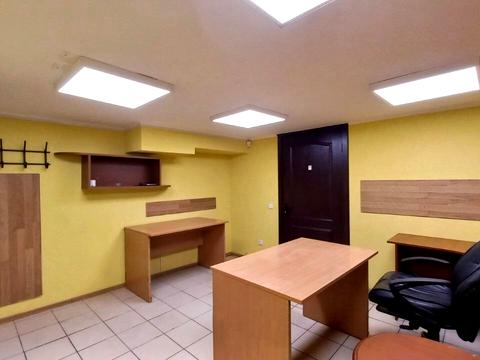 комерційна за адресою Єреванська вул., 8