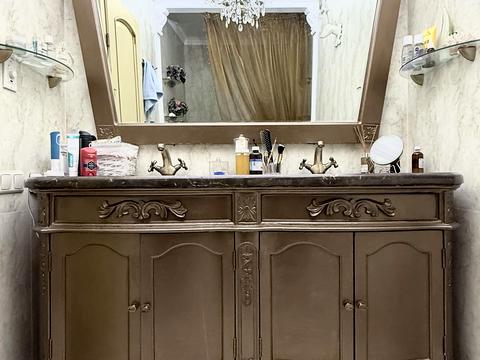 квартира за адресою Раїси Окіпної вул., 10