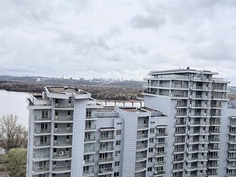 квартира за адресою Раїси Окіпної вул., 10