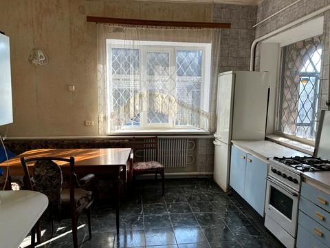 будинок за адресою Нова