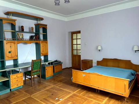 будинок за адресою Нова