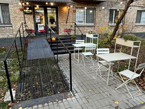 комерційна за адресою Мукачівська вул., 5-А