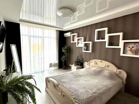 квартира за адресою Регенераторна вул., 4 к3