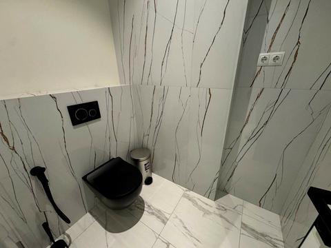 коммерческая по адресу Глубочицкая ул., 73