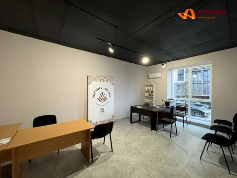 комерційна за адресою Героїв Миколаєва вул., (Будинок 4)