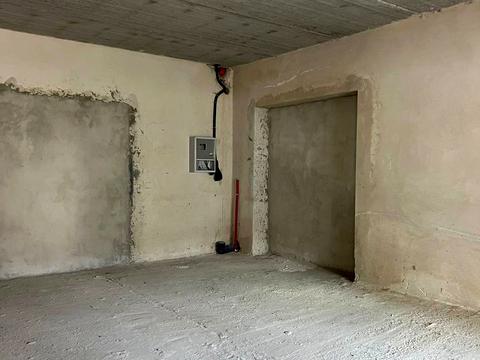 коммерческая по адресу Высочана ул., 18 к38