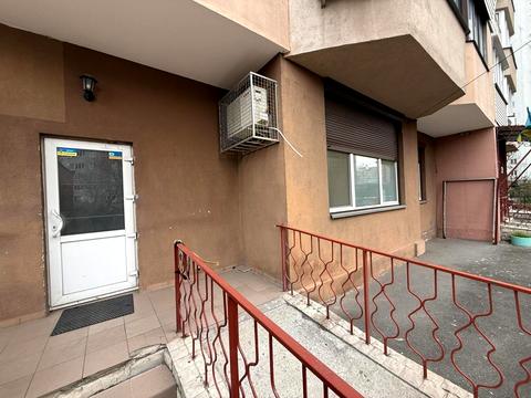 коммерческая по адресу Градинская ул., 11
