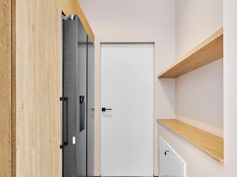 будинок за адресою Набережна вул.