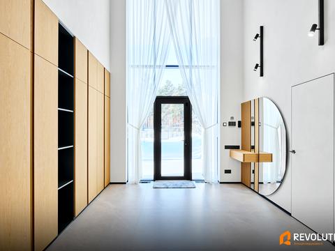 будинок за адресою Набережна вул.