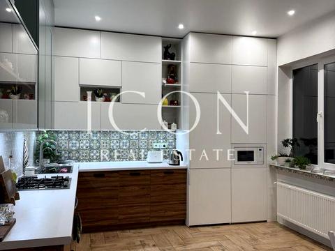 будинок за адресою Різдвяна вул.