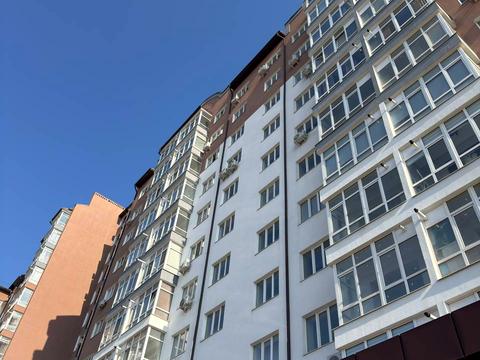 комерційна за адресою Височана вул., 18 к20