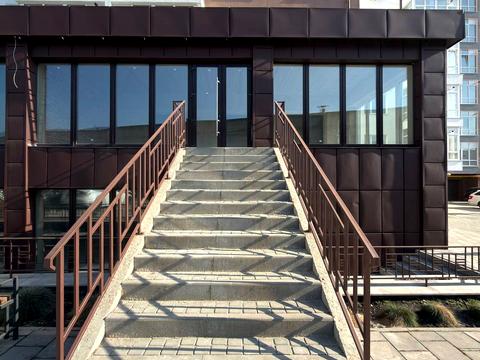 комерційна за адресою Височана вул., 18 к20