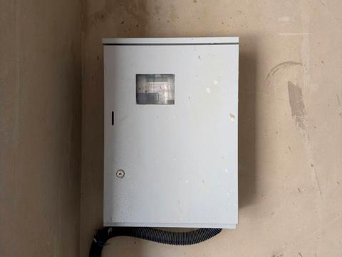 комерційна за адресою Височана вул., 18 к20