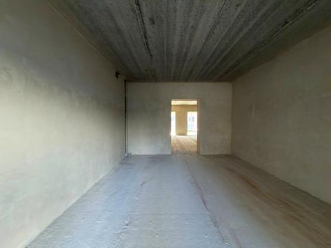 комерційна за адресою Височана вул., 18 к20