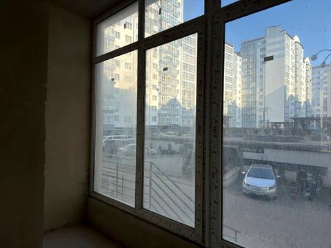 комерційна за адресою Височана вул., 18 к20