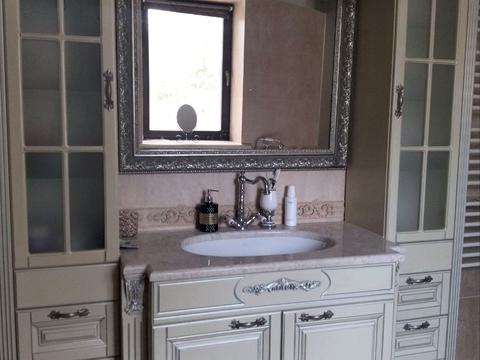 будинок за адресою с. Угринів, Калуське шосе, 2К