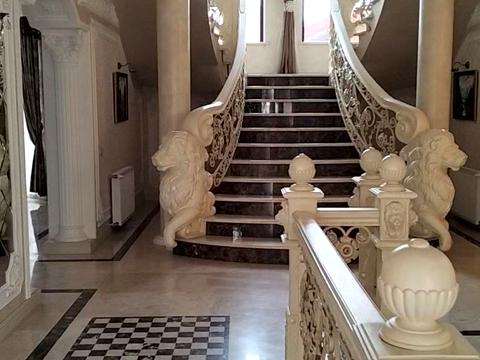 будинок за адресою с. Угринів, Калуське шосе, 2К