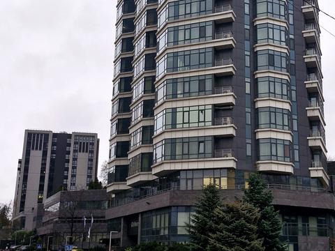 квартира за адресою Болсуновська вул. (Сергія Струтинського), 2