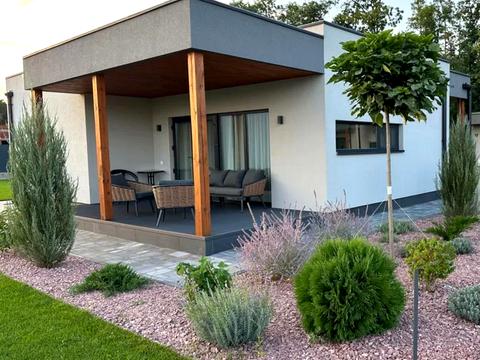 будинок за адресою центральна