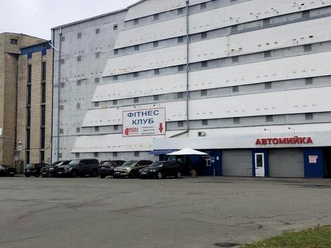 паркомісце за адресою Пантелеймона Куліша вул. (Челябінська), 2