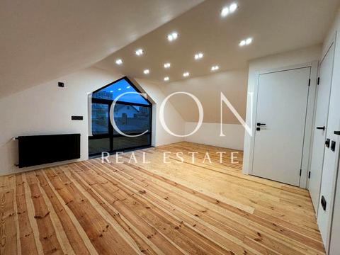 дом по адресу Полевая ул.