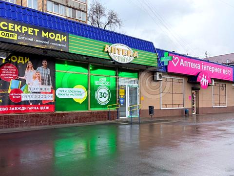 комерційна за адресою пр. Миру, 28