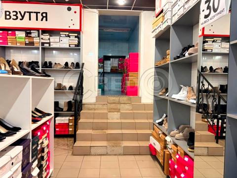 комерційна за адресою пр. Миру, 28