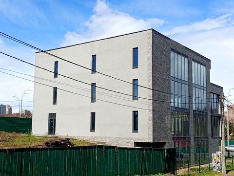 комерційна за адресою Крутогірна вул., 34