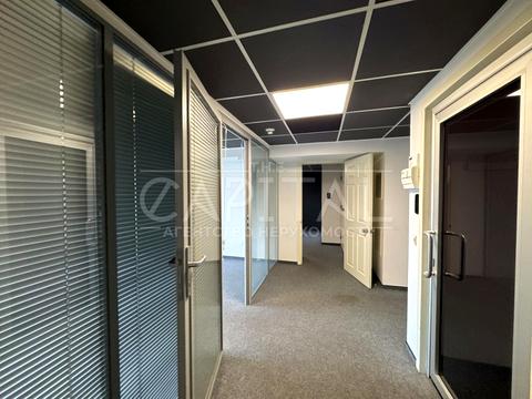 комерційна за адресою Шовковична вул., 42/44