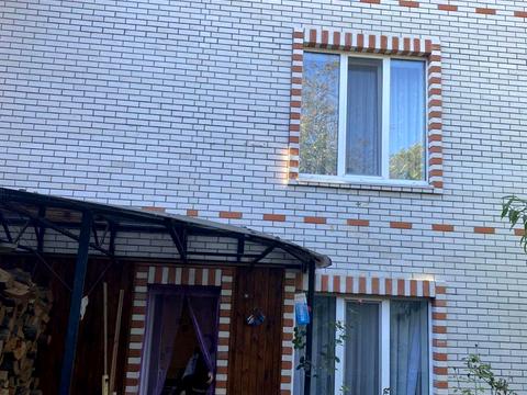 будинок за адресою Озерна вул.